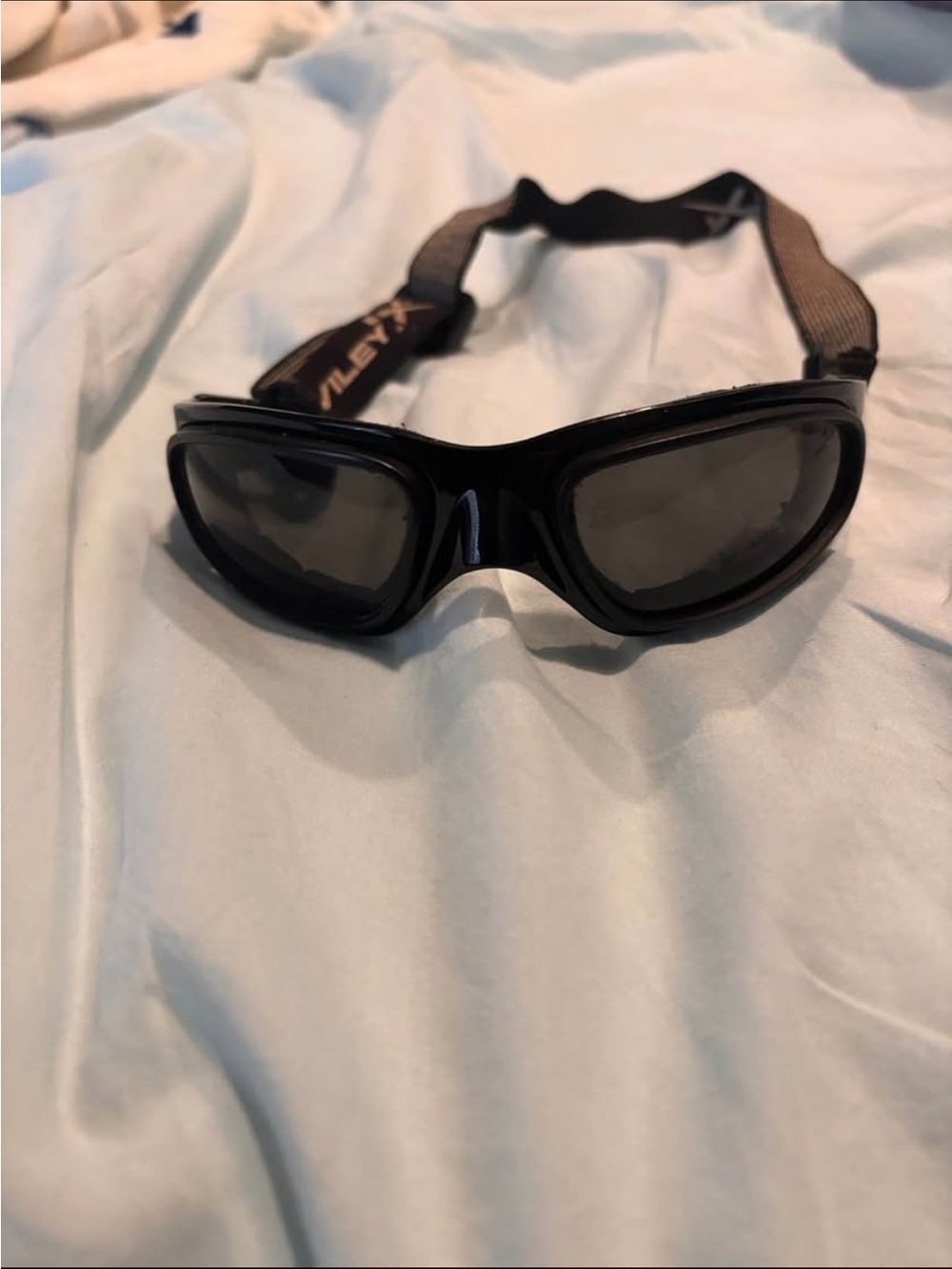 Men’s Black Sport Wiley x Goggles with Adjustable Strap
